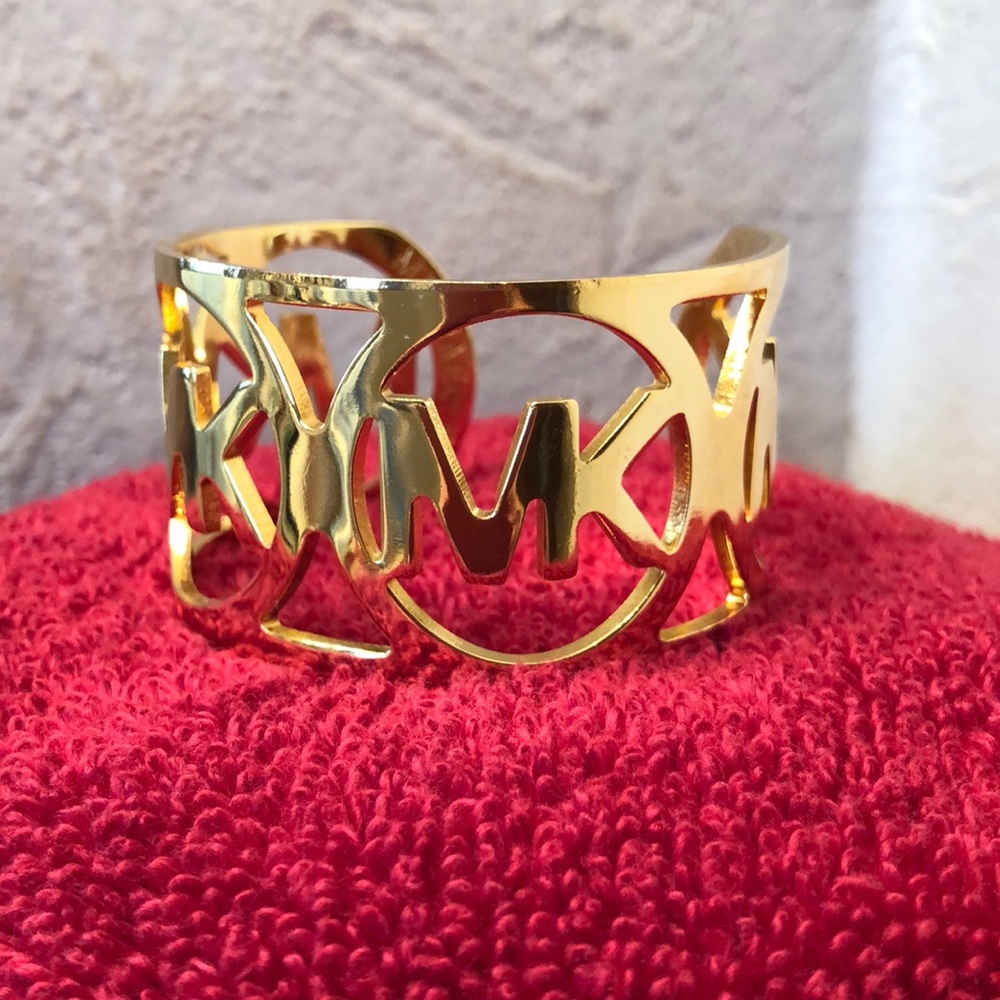 Michael Kors gold cuff bracelet
